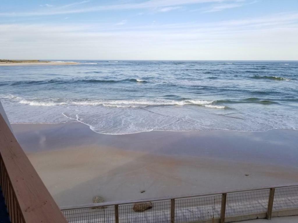 Pet Friendly Beachside Apartment