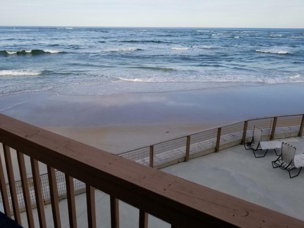 Pet Friendly Beachside Apartment
