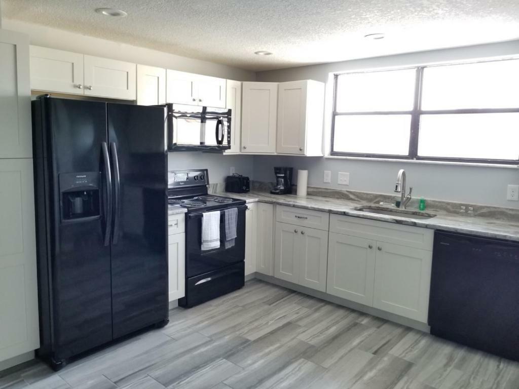 Pet Friendly Beachside Apartment St. Augustine