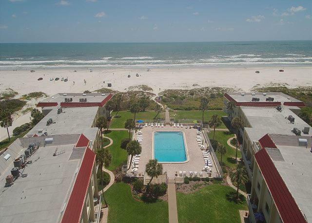 Spanish Trace 240 Apartment *