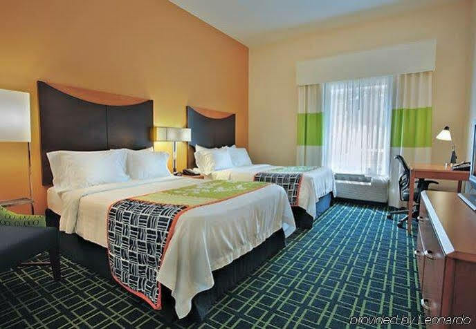 Fairfield And By Marriott I-95 Hotel