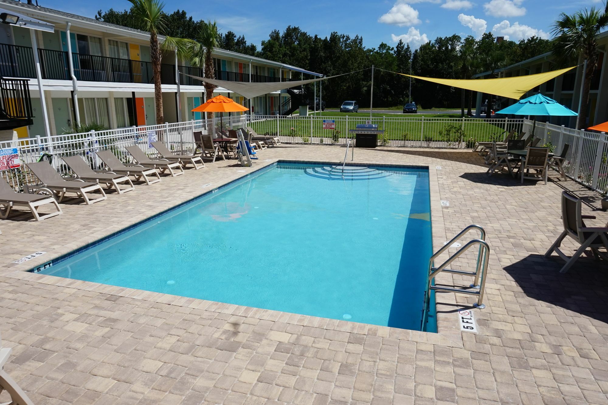 Hotel The Smart