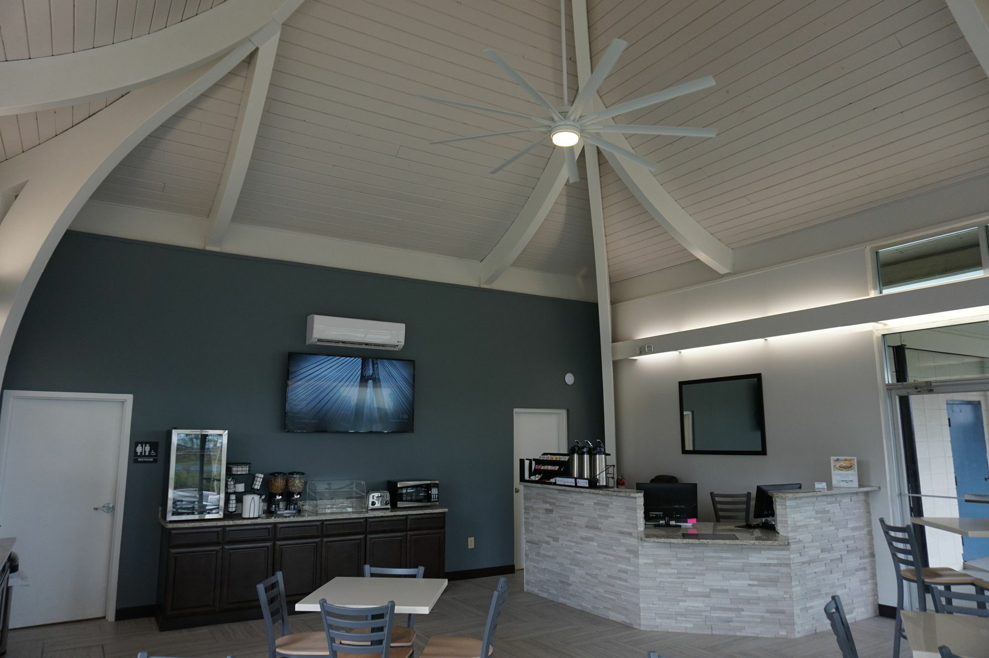 The Smart Hotel 2*