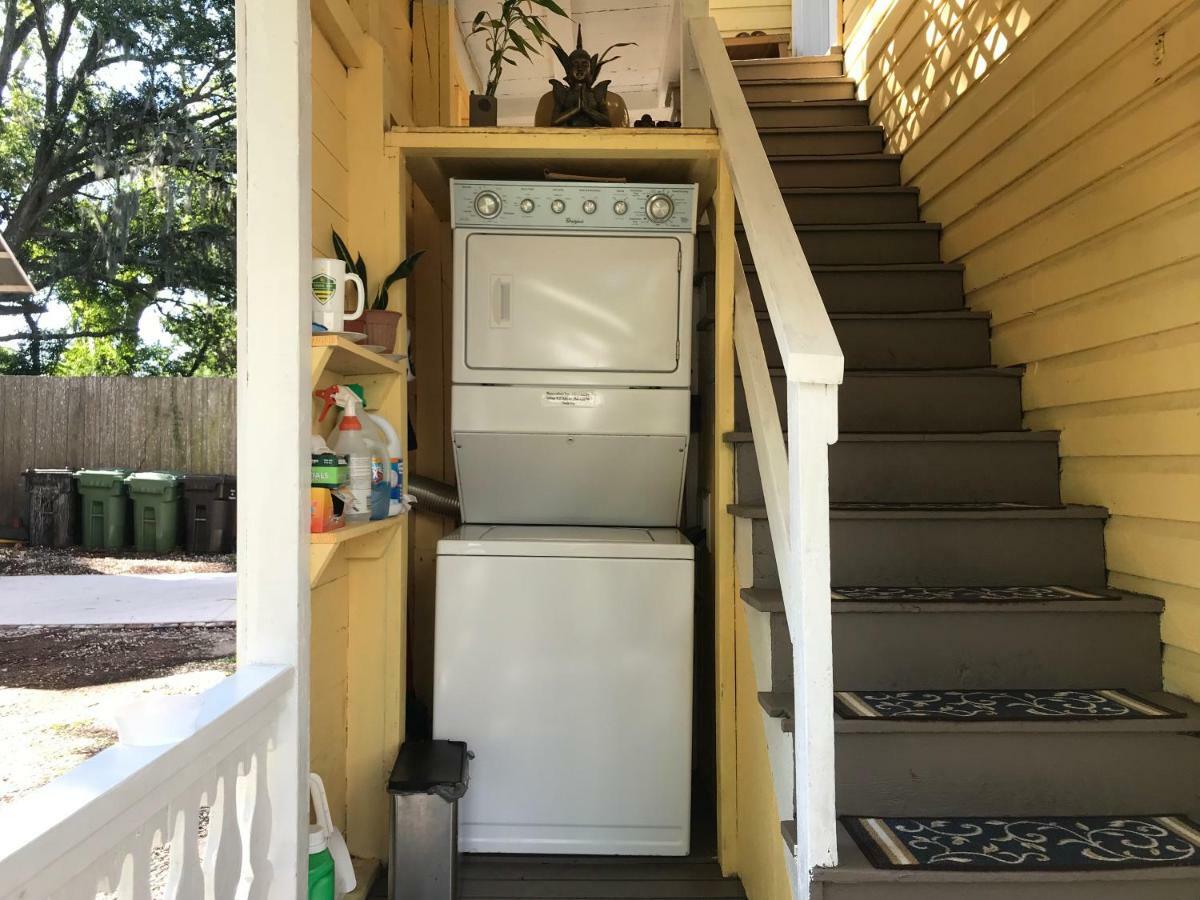 Victorian Luxury One Bedroom Apartamento