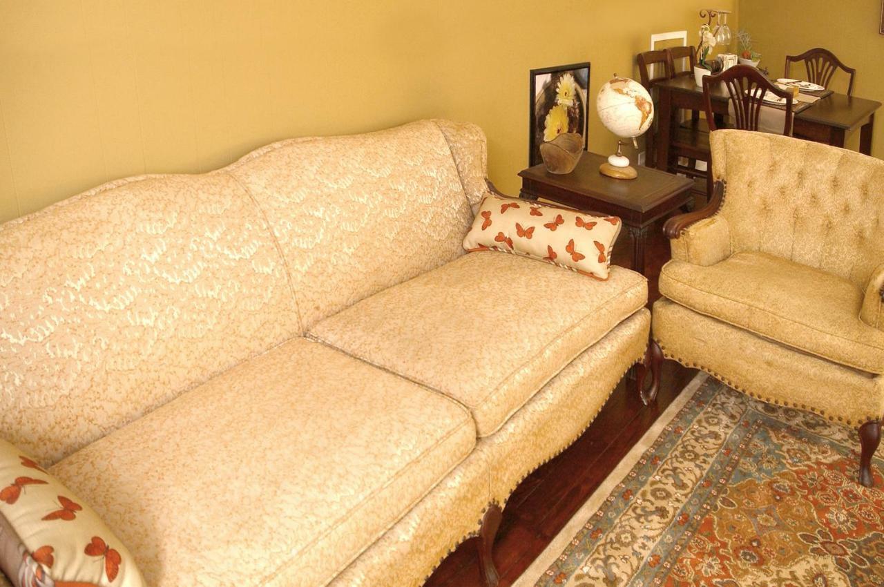Victorian Luxury One Bedroom * St. Augustine