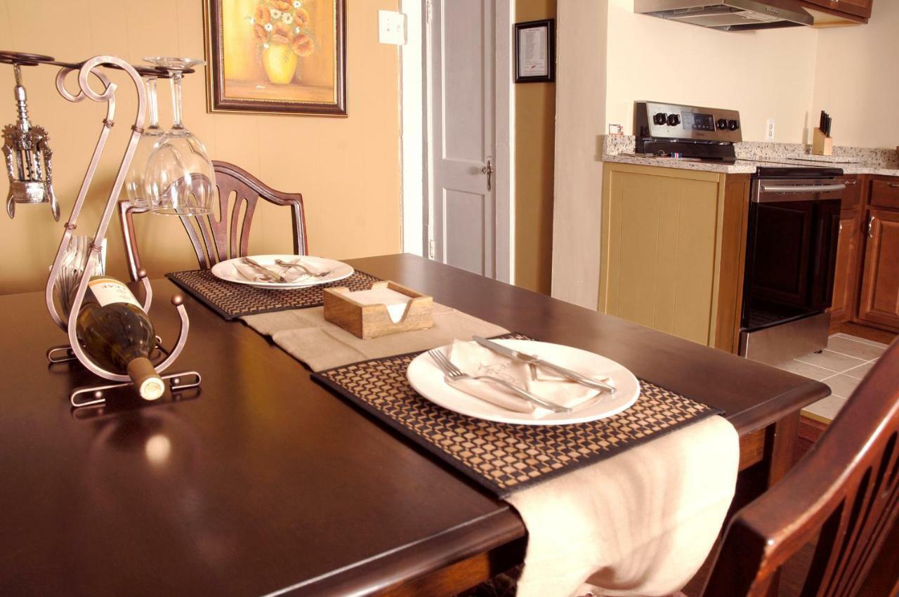 Apartamento Victorian Luxury One Bedroom *