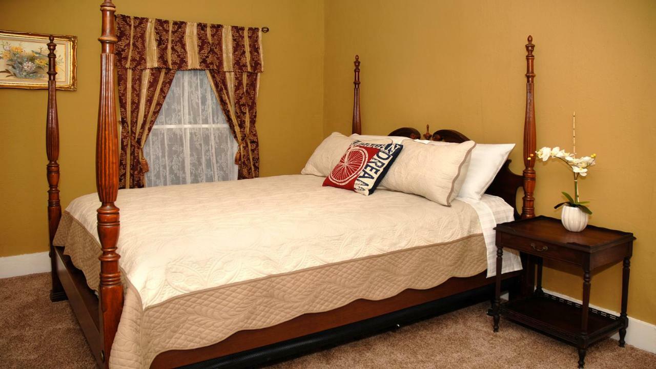 Apartment Historic Luxury Two Bedroom St. Augustine