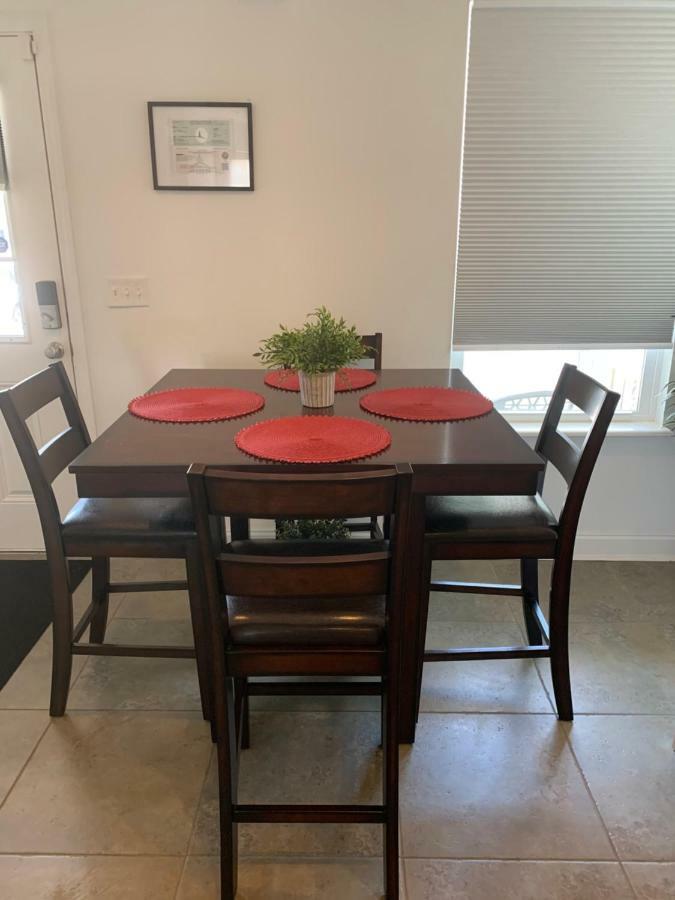 Peaceful Getaway For Two In Lincolnville/quiet Area/2.3 Miles To Beach St. Augustine