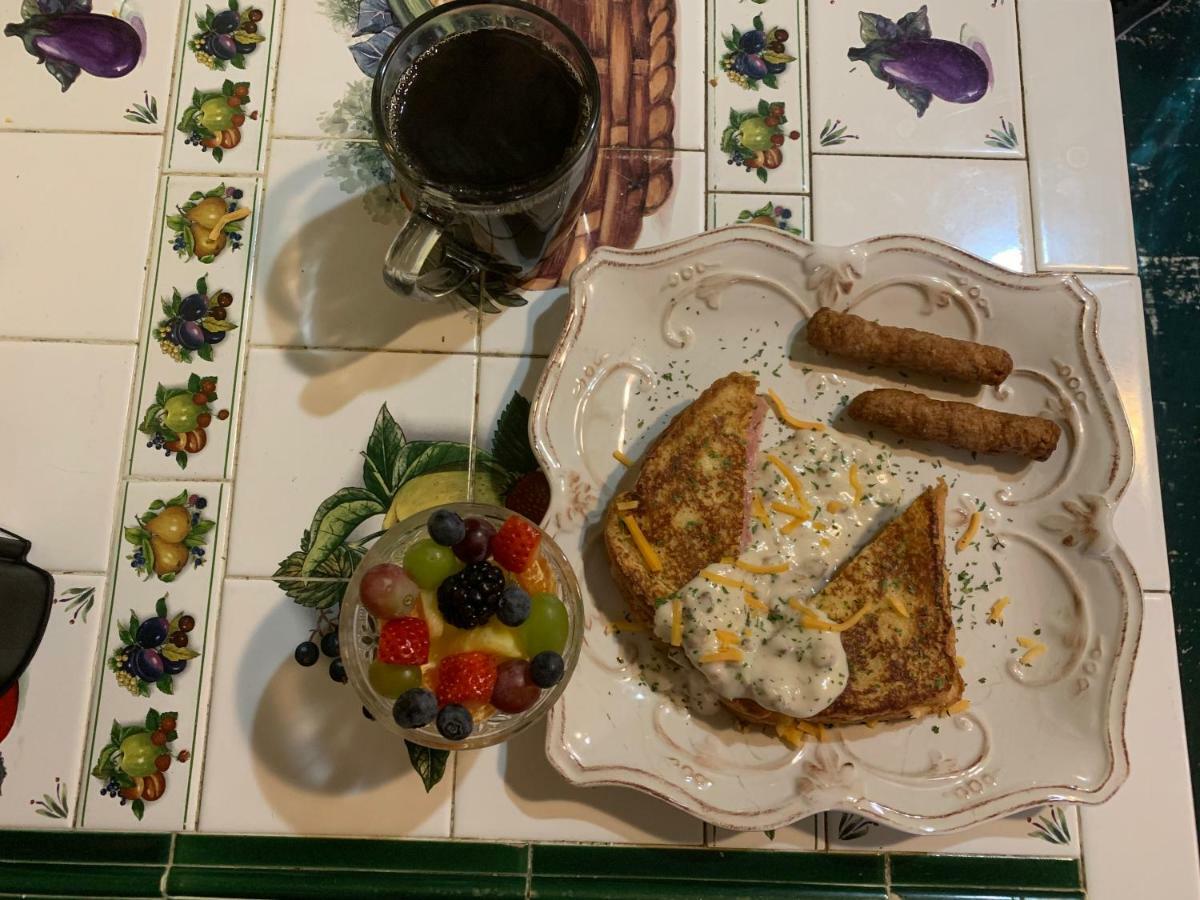 Peace & Plenty Downtown St Augustine-adults Only Bed & Breakfast