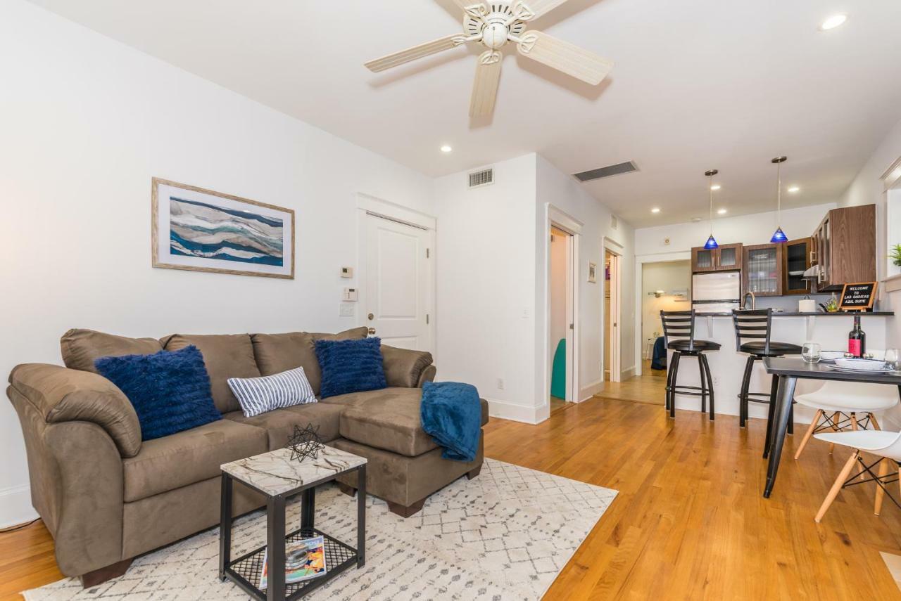 Las Casitas - Azul - Walk To Downtown!