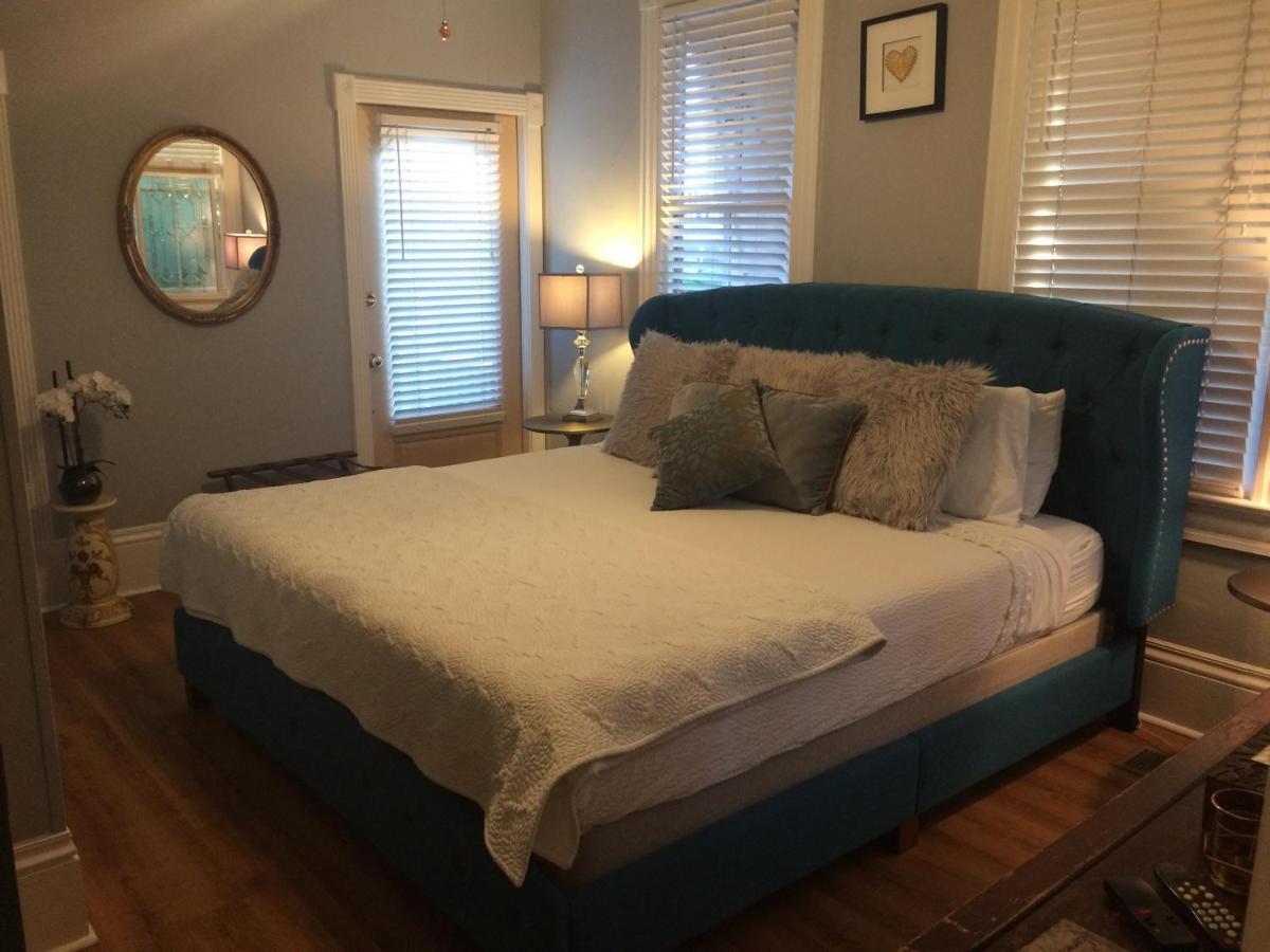 Peace & Plenty Downtown St Augustine-adults Only Bed & Breakfast