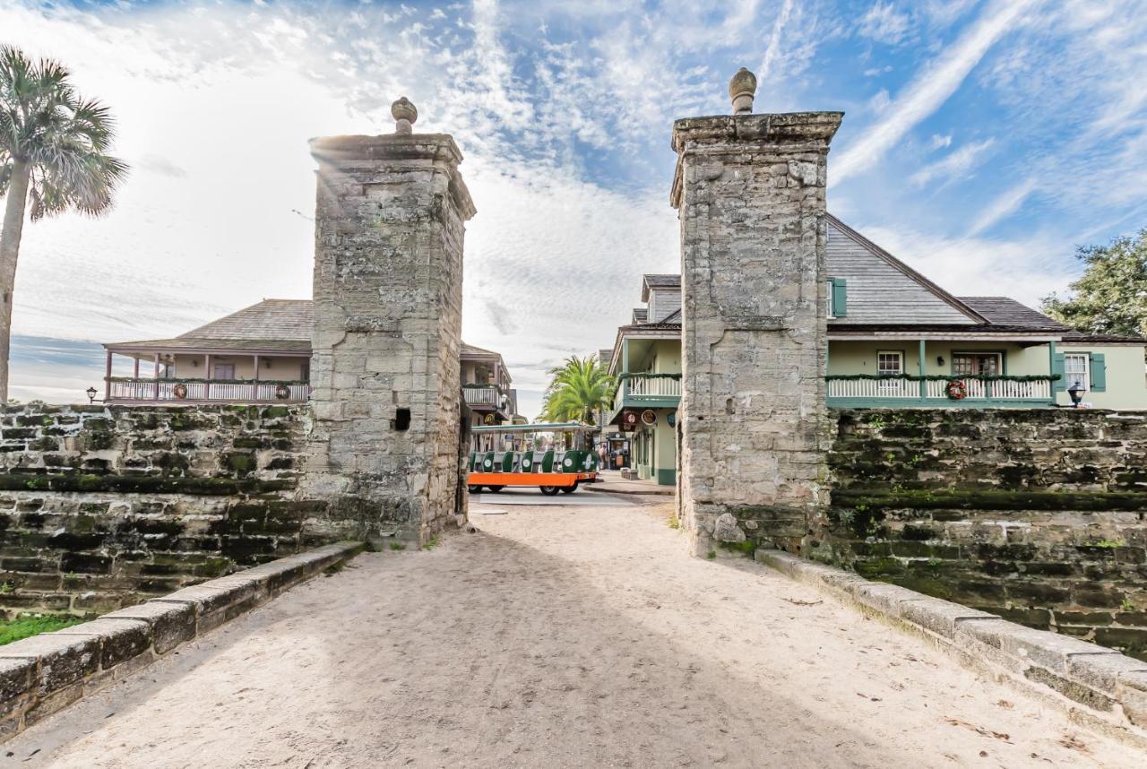 Romantic Escape In Downtown St Augustine