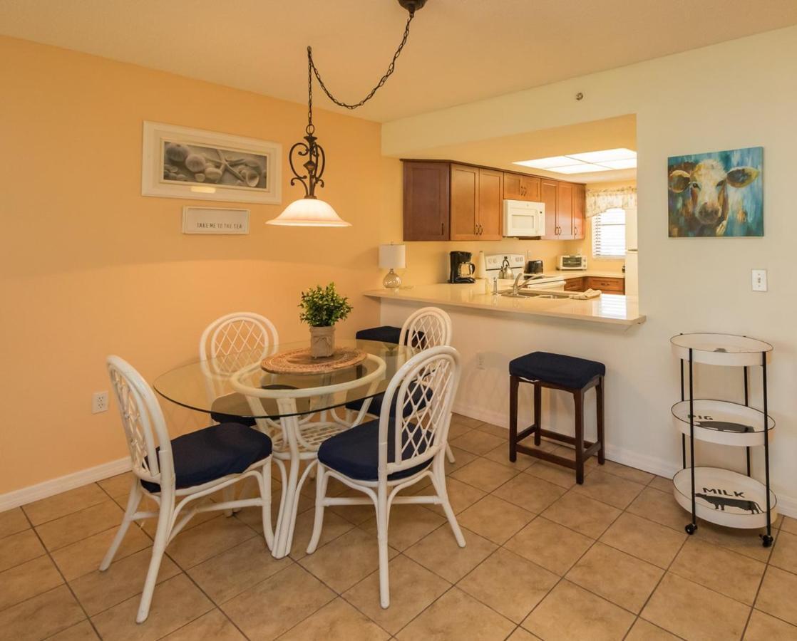 Holiday home Ocean Village Club F16