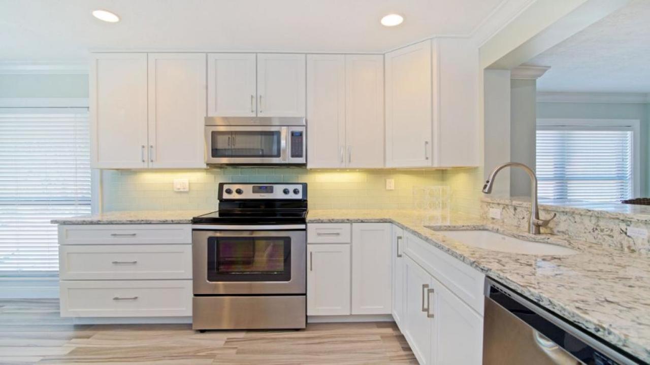 Sea Place 12214