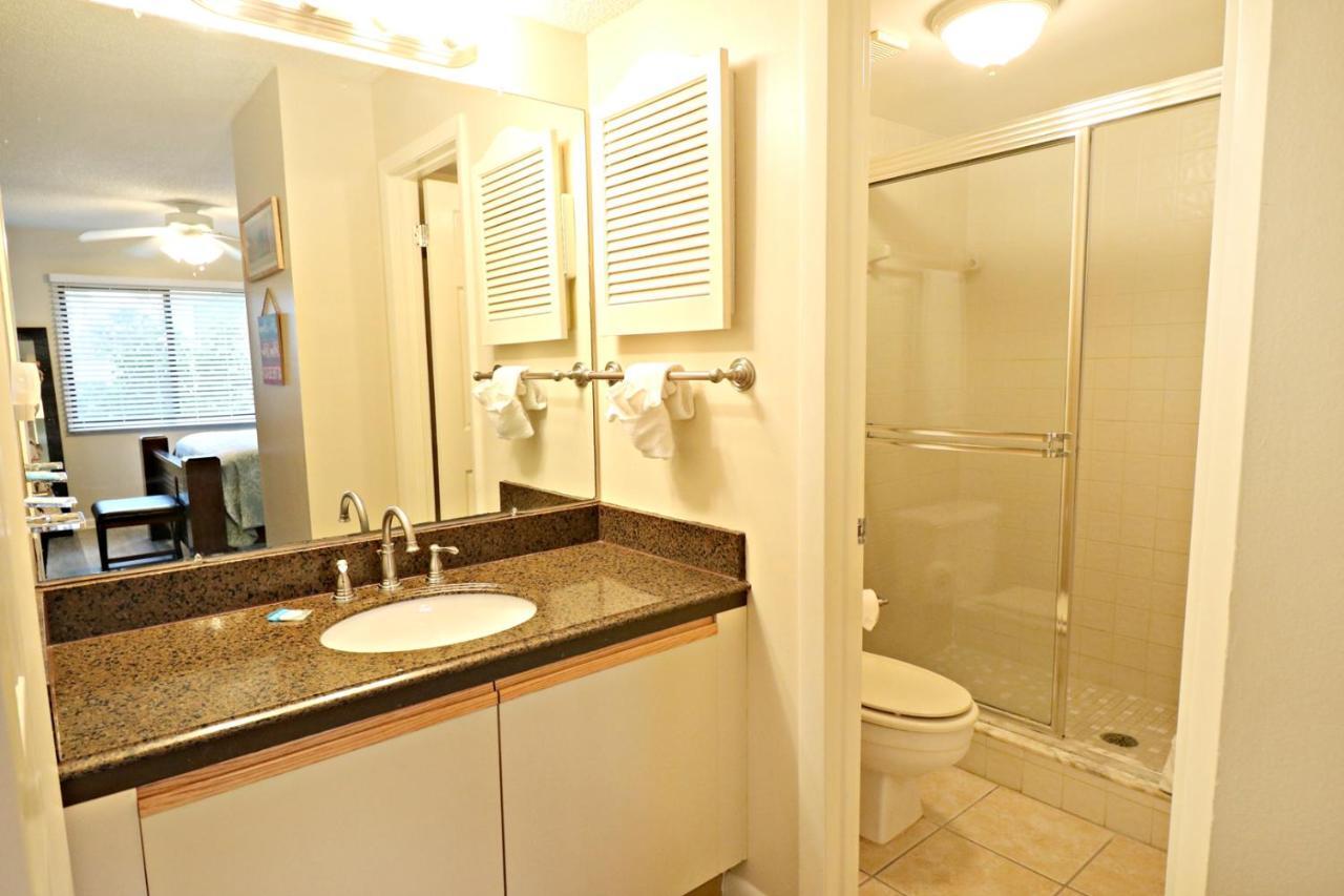 Ocean Village Club P17