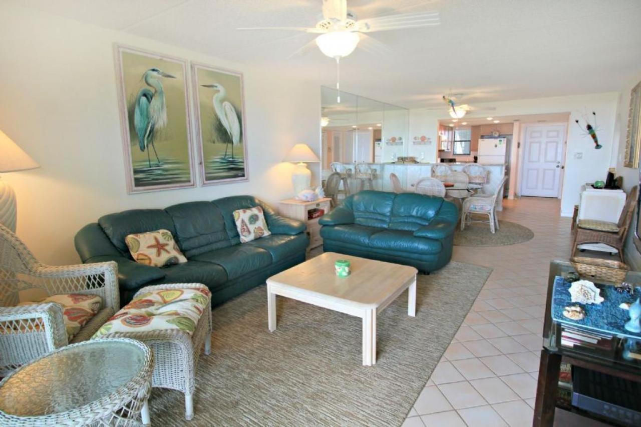 Holiday home Island South 05