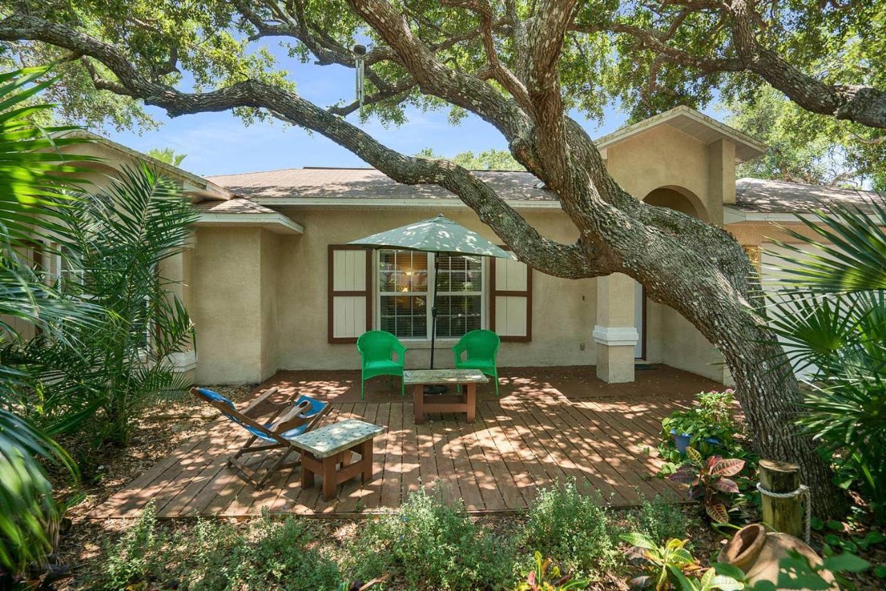 Holiday home Beach House - Lounging Lanai, Kayak, Bike To Beach! *
