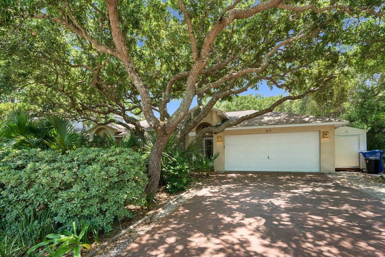 Holiday home Beach House - Lounging Lanai, Kayak, Bike To Beach! *