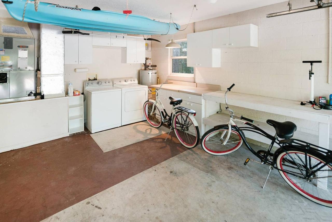 Holiday home Beach House - Lounging Lanai, Kayak, Bike To Beach! *
