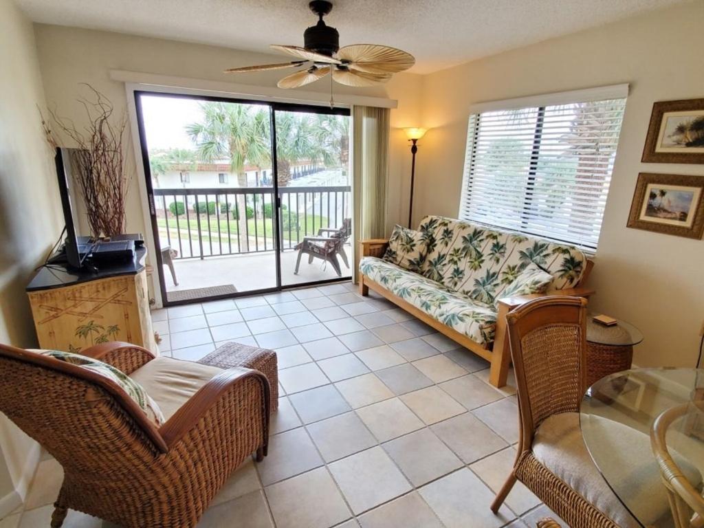 Ocean Village Club C36 Apartment *