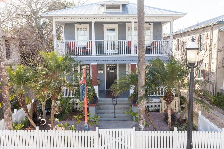 Hemingway House (adults Only) *