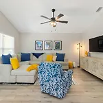 Sunray Cottage - Minutes To Downtown & Beaches