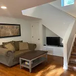 Spacious Renovated 4Br Downtown Home W Firepit Sleeps 8+