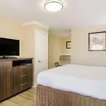 Best Western Historic Bayfront