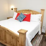 Pomar House