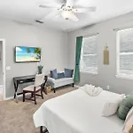 Pool + Hot Tub, Dock, Fishing, Near Beach!