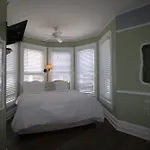 Southern Wind Inn