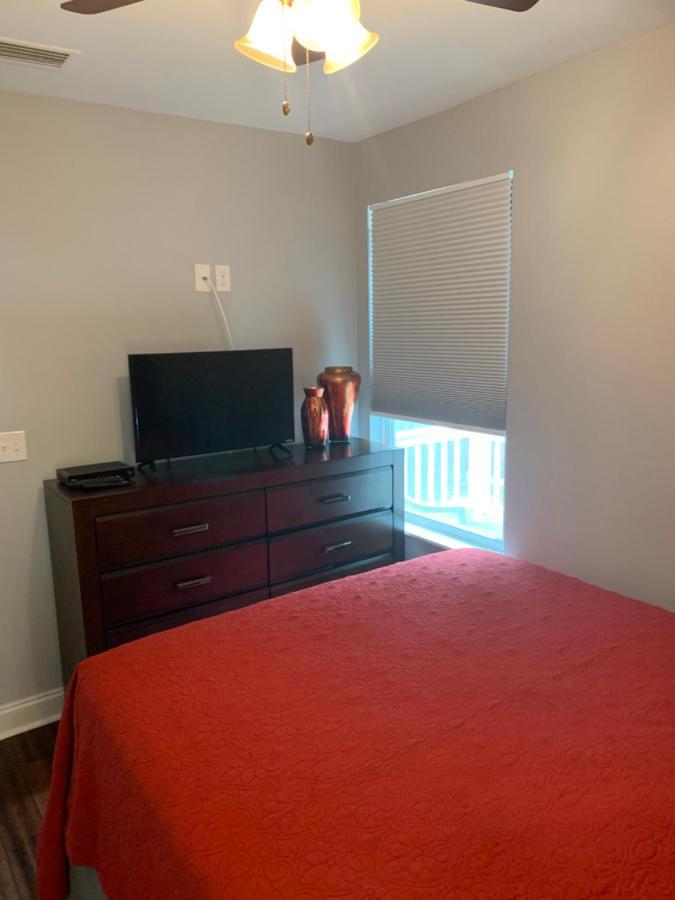 Peaceful Getaway For Two In Lincolnville/quiet Area/2.3 Miles To Beach Saint Augustine