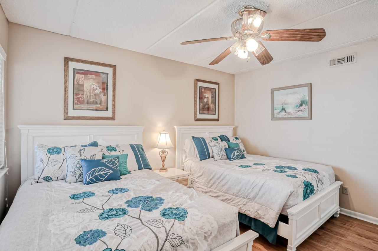 Oceanfront Windjammer Getaway *