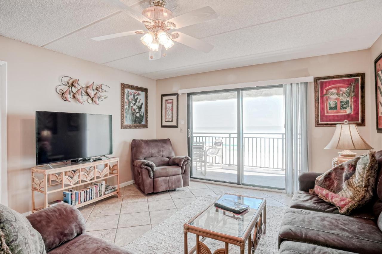 Apartment Oceanfront Windjammer Getaway