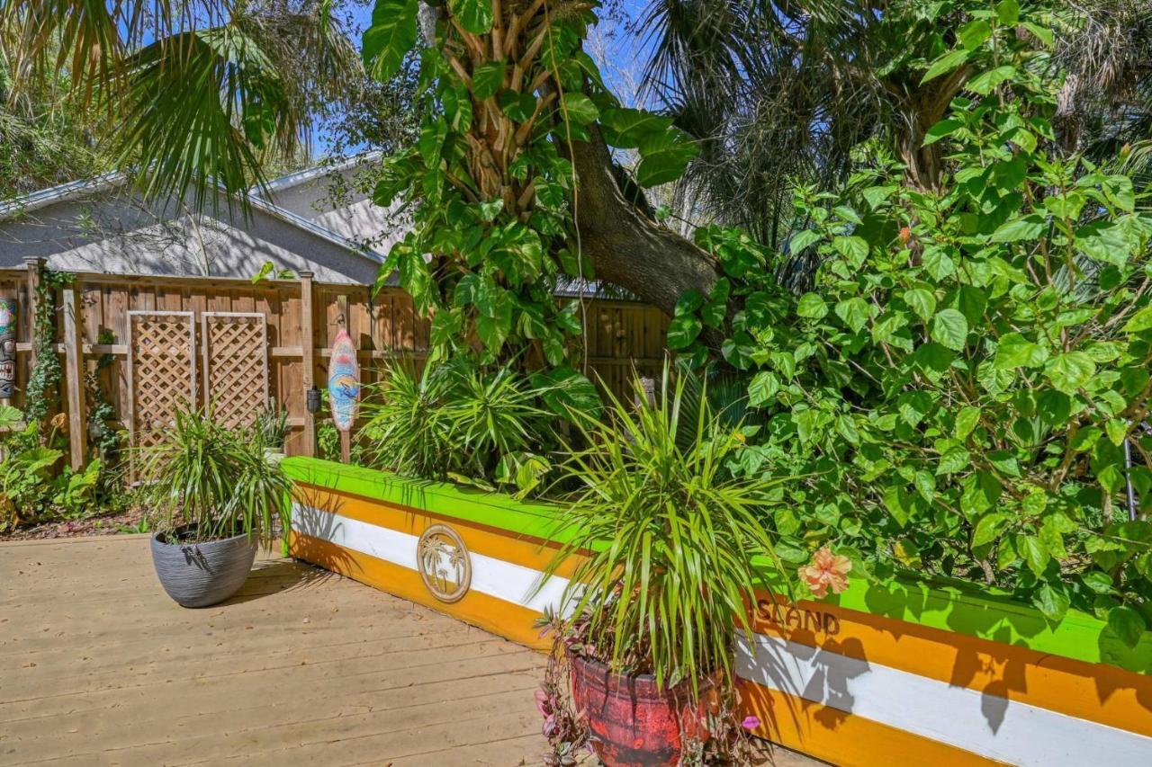 Tiki Nest *