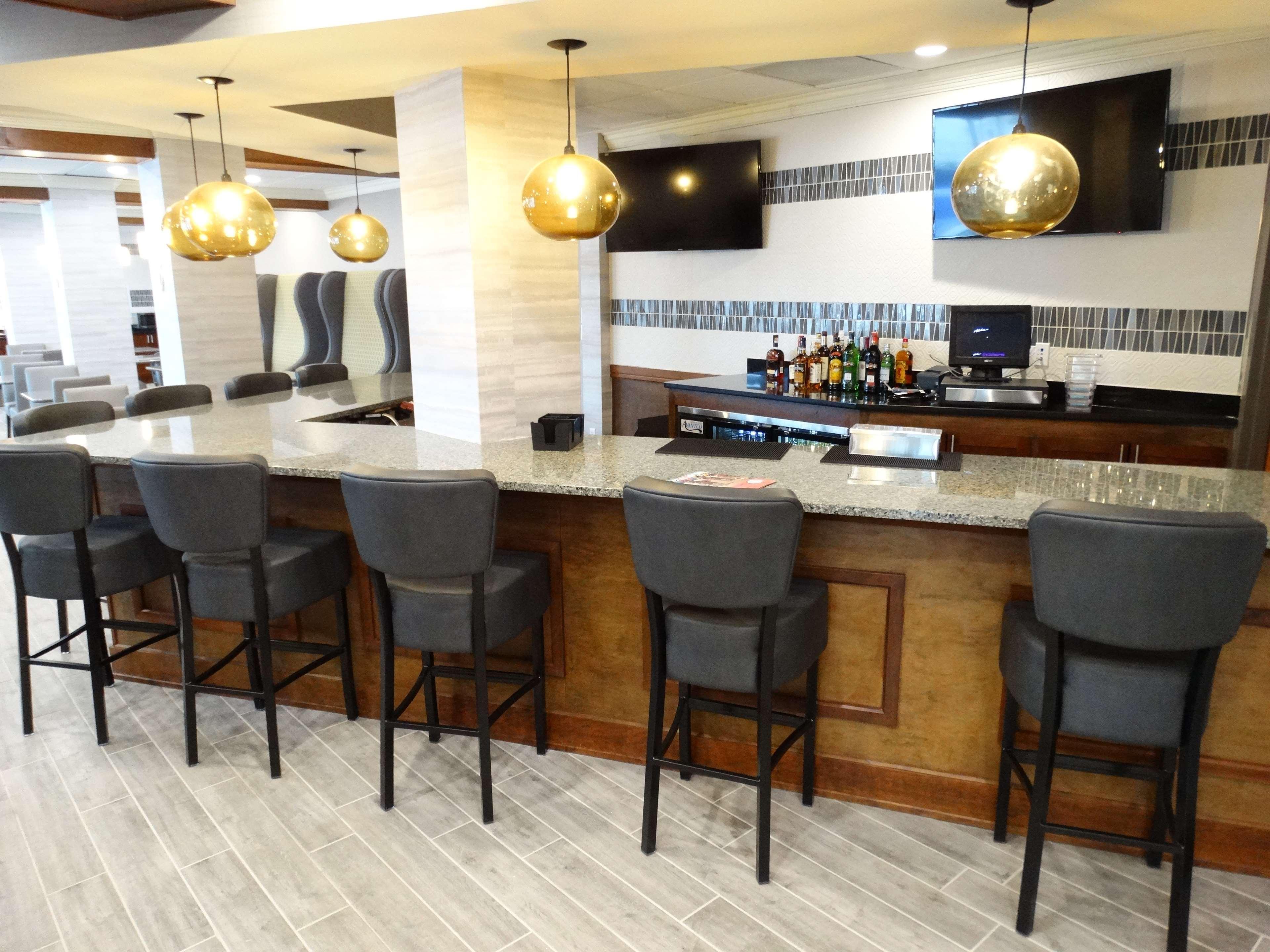 Western Historic Bayfront Hotel 3*