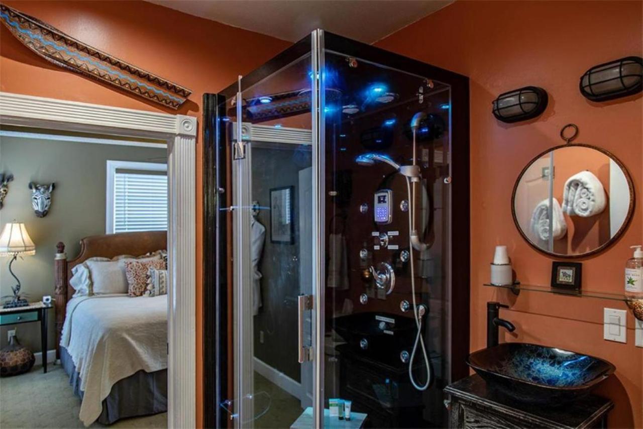 Guest house At Journey's End *