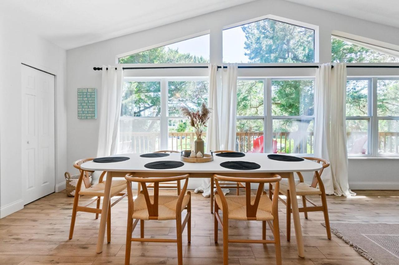 Apartamento Sandpiper Cottage- Walk To And Pier *