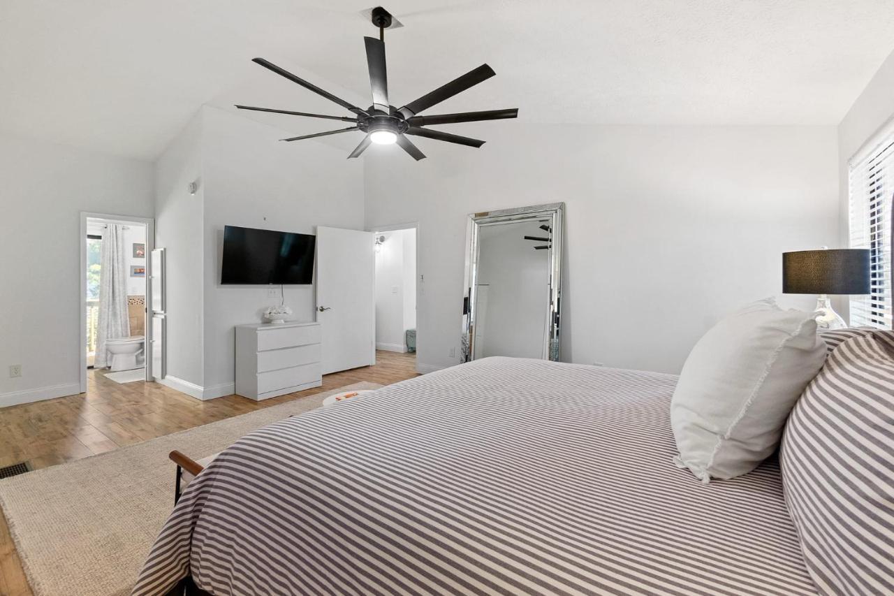 Sandpiper Cottage- Walk To And Pier Saint Augustine