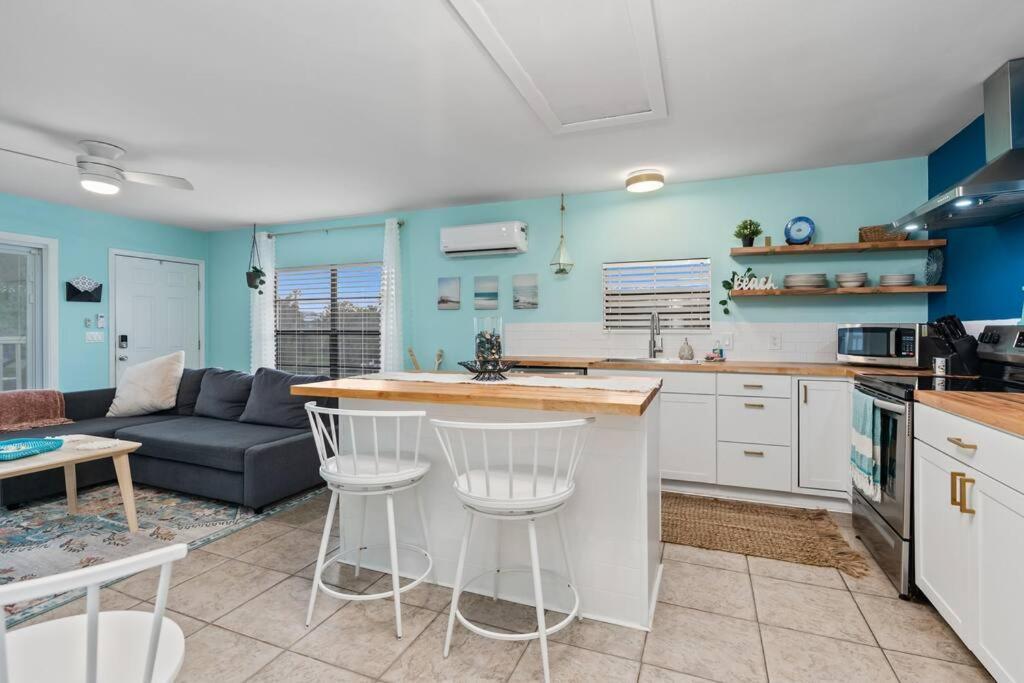 Crescent Bungalow C