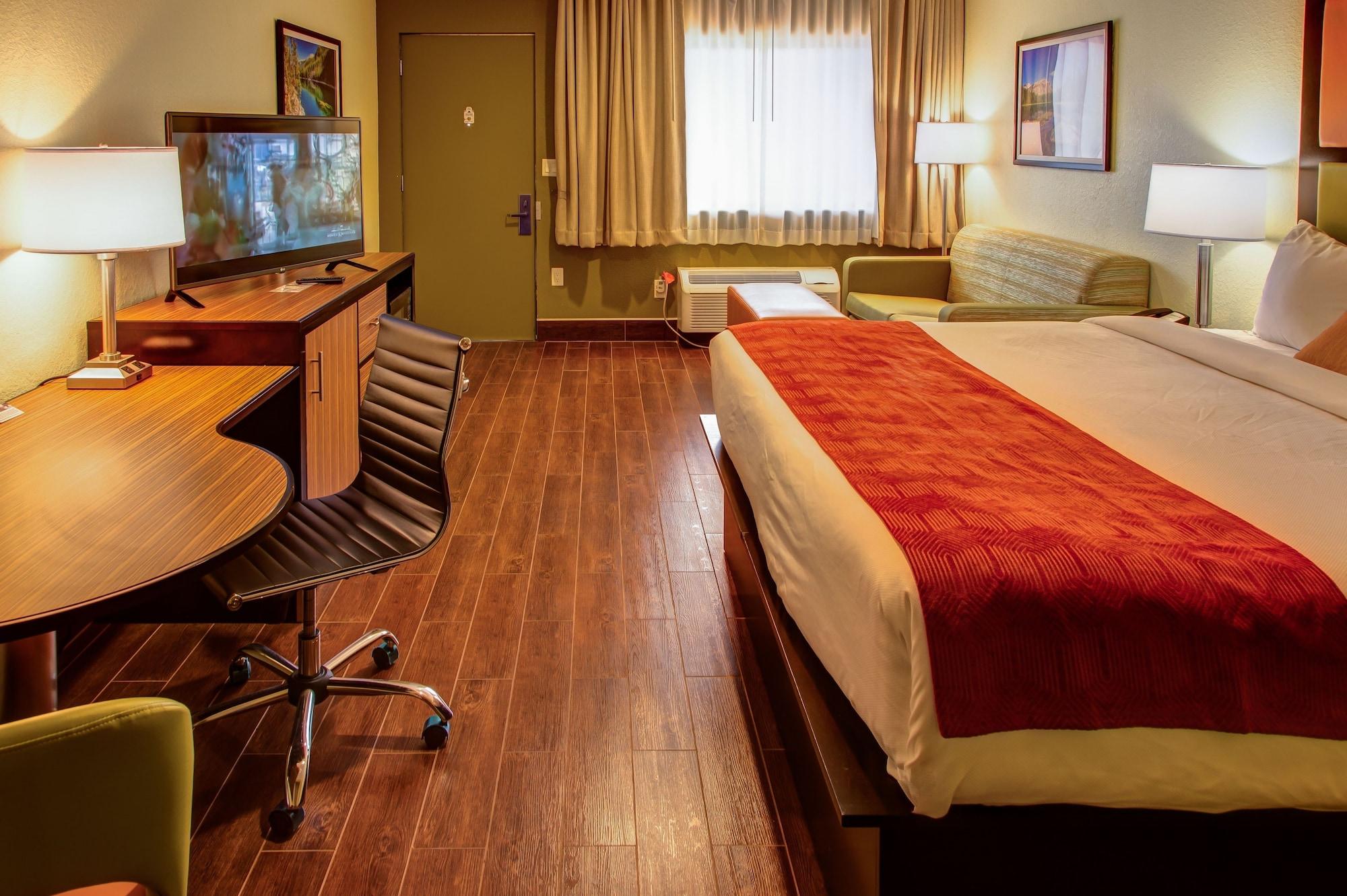 The Flagler - 3*
