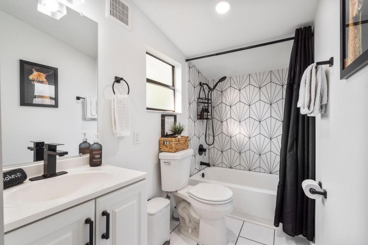 Quiet Get Away In A Vibrant Holiday home St. Augustine