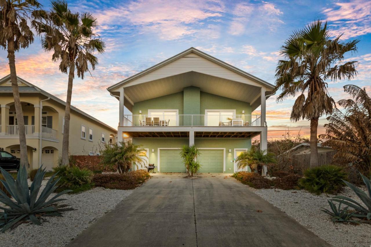 Above The Vista Oceanview Holiday home