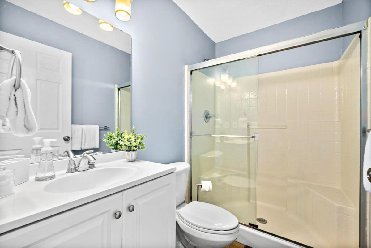 Peaceful Pearl Retreat- 5 Minutes To Downtown, 10 Minutes To Holiday home St. Augustine