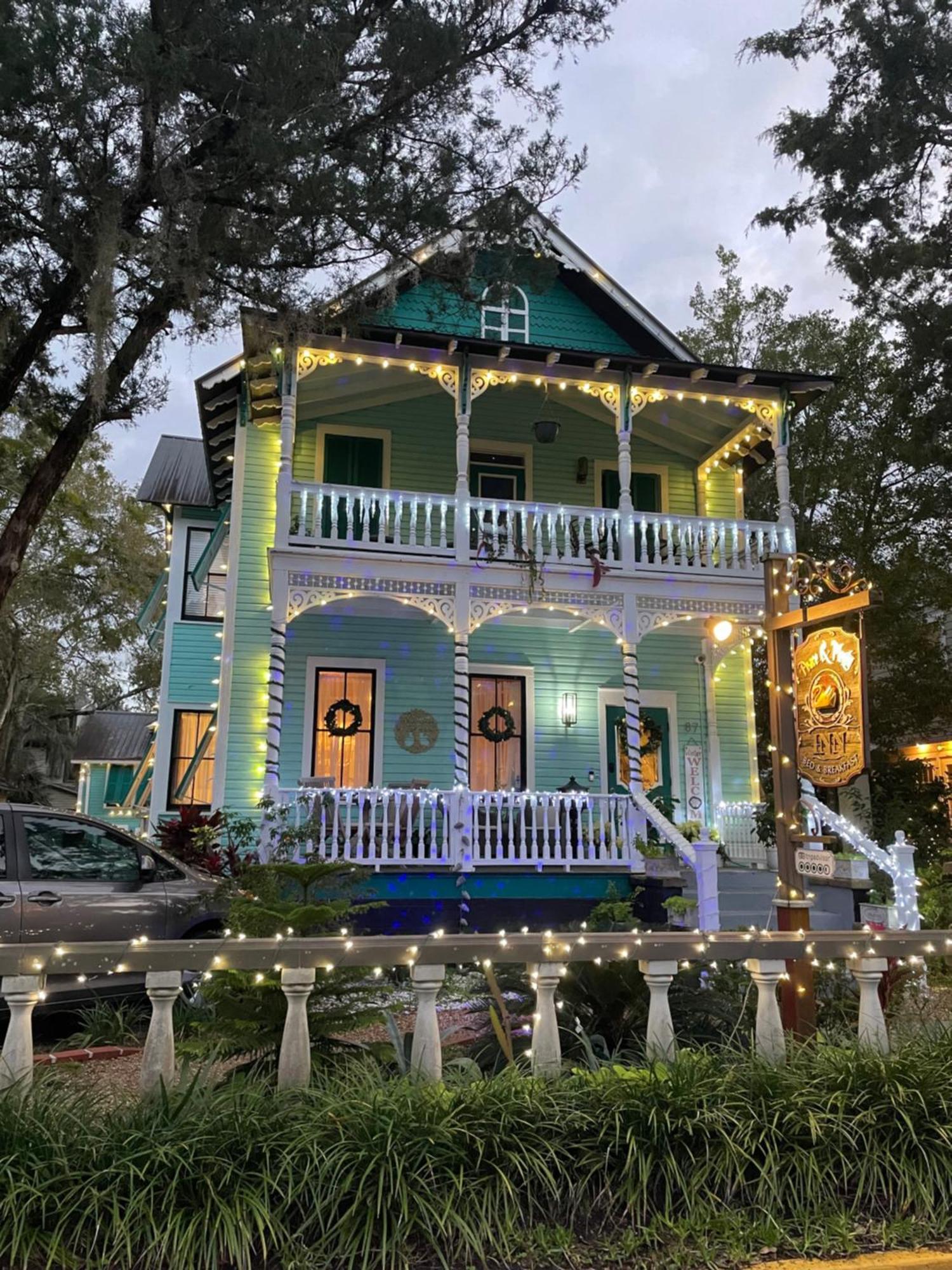 Acomodação com café da manhã  Peace & Plenty Downtown St Augustine-adults Only