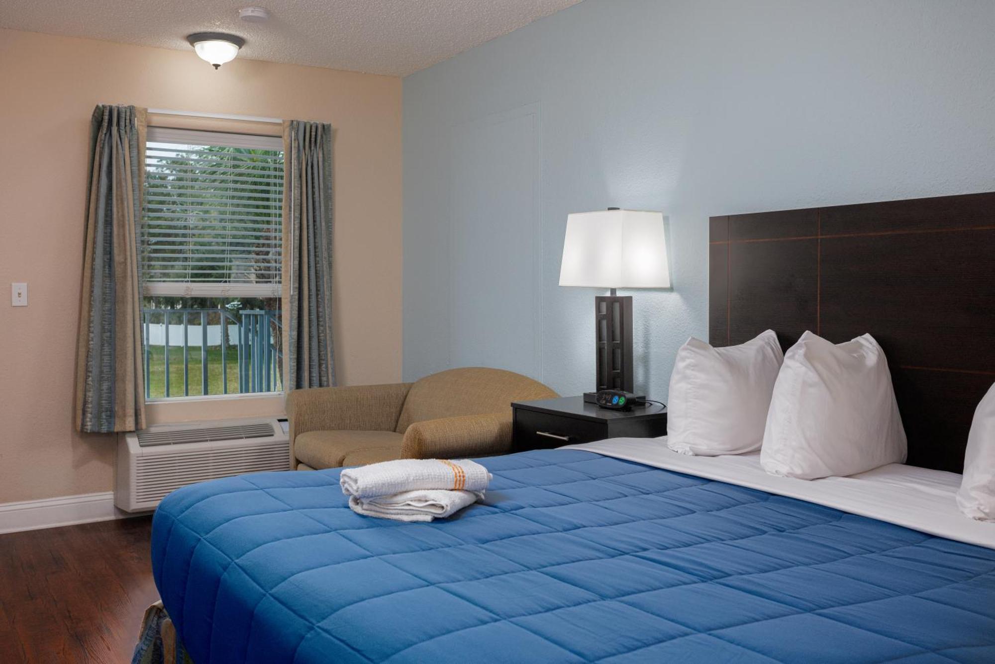 Southern Oaks - Motel