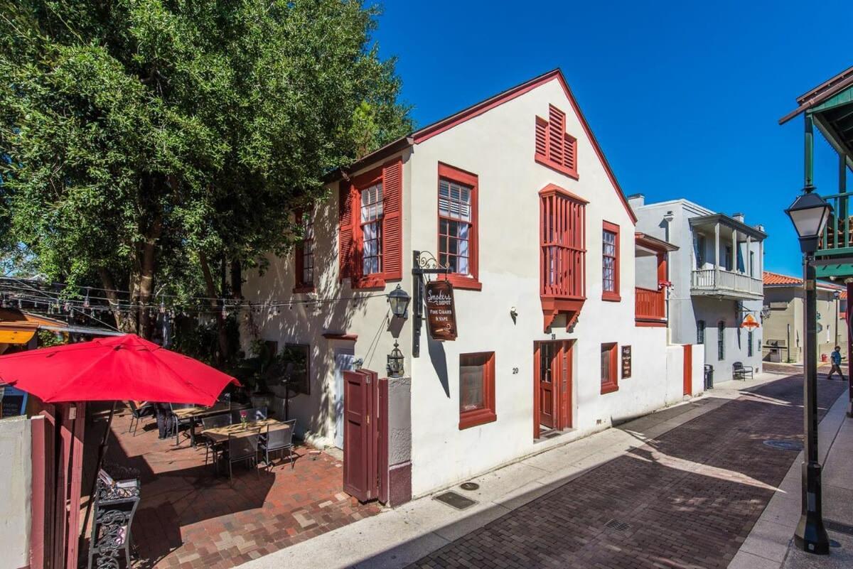 20 Hypolita - Luxury Downtown Apartment St. Augustine