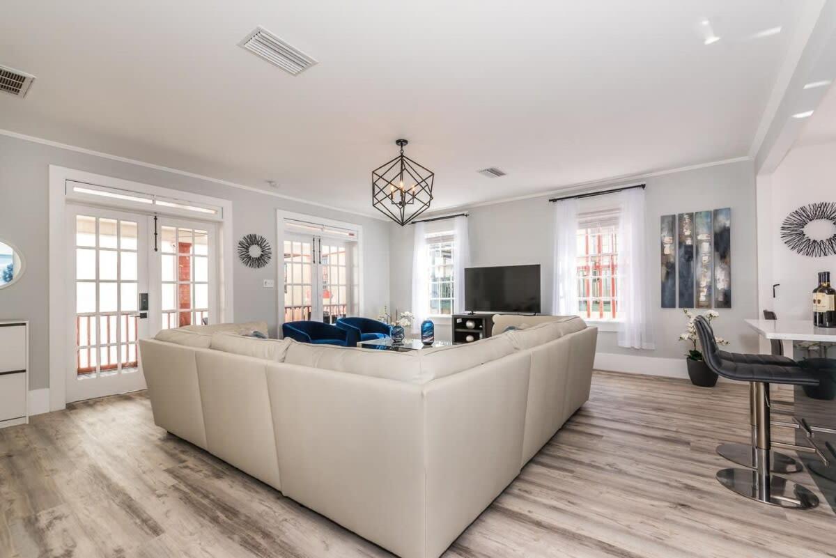 Apartment 20 Hypolita - Luxury Downtown St. Augustine
