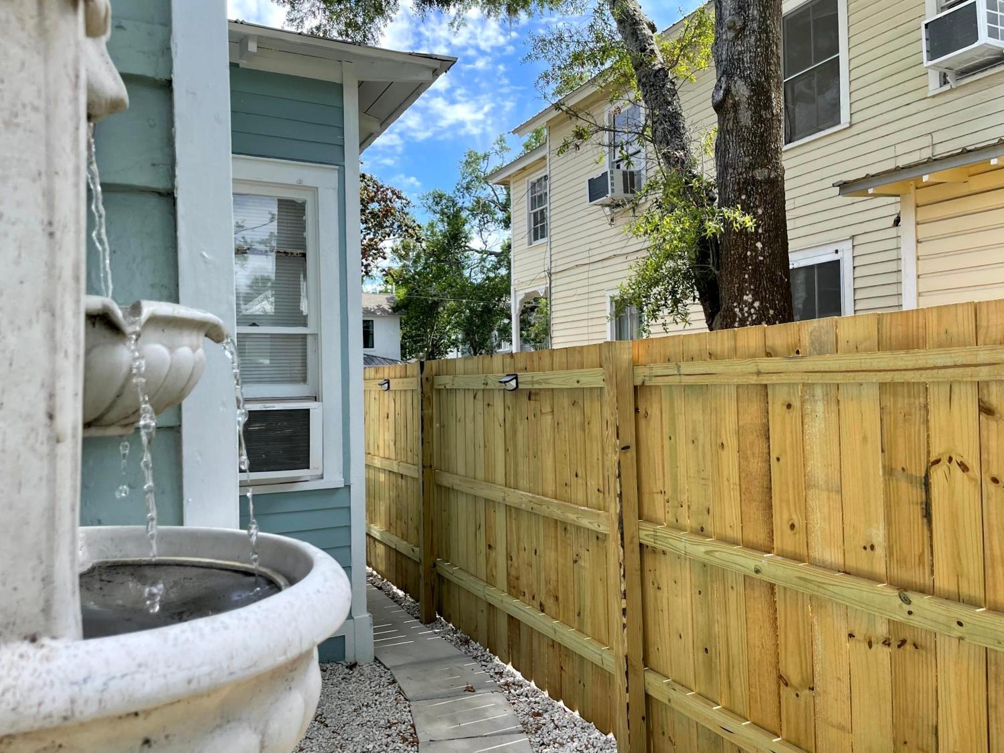 Casa Maria 2- Charming, Quaint Next To Everything Downtown! Apartment
