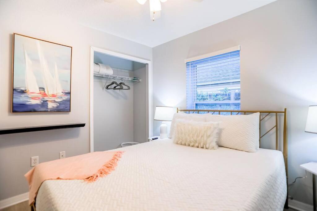 Pet-friendly 3 Bedroom Modern Space, 5 Min To Downtown St. Augustine